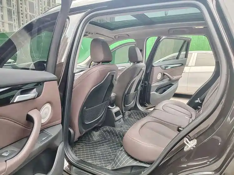 BMW X1 — миниатюра 10