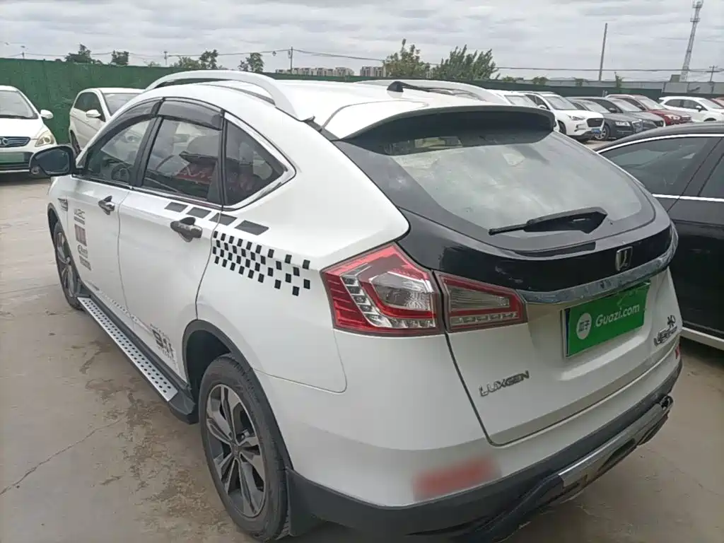 Luxgen U6 — миниатюра 23
