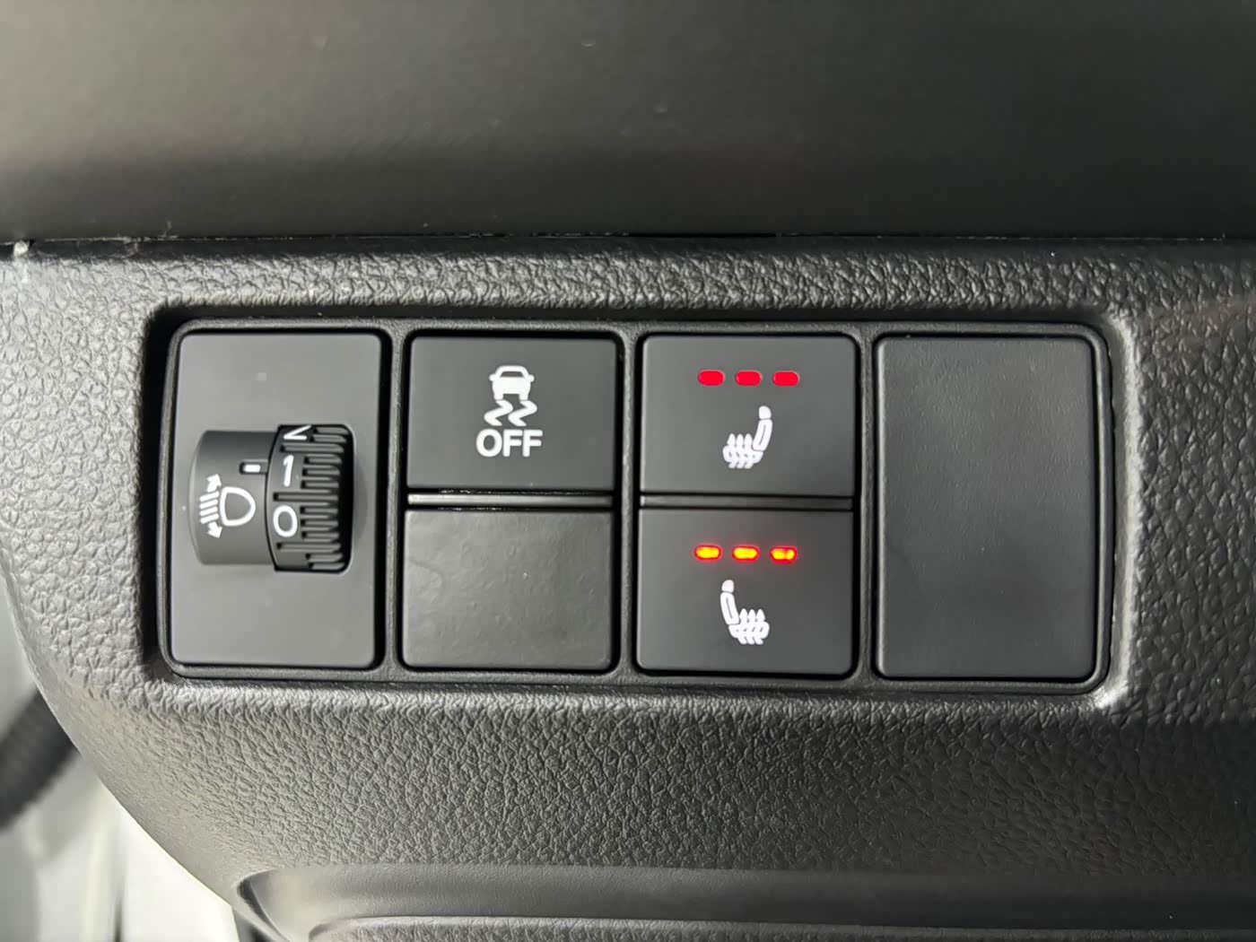 Honda XR-V 1.5 л 2022 г. Белый, пробег 35000 км