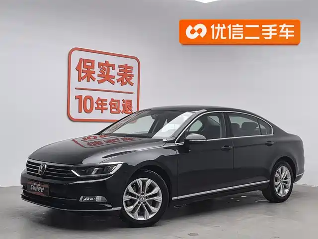 VOLKSWAGEN MAGOTAN 2016