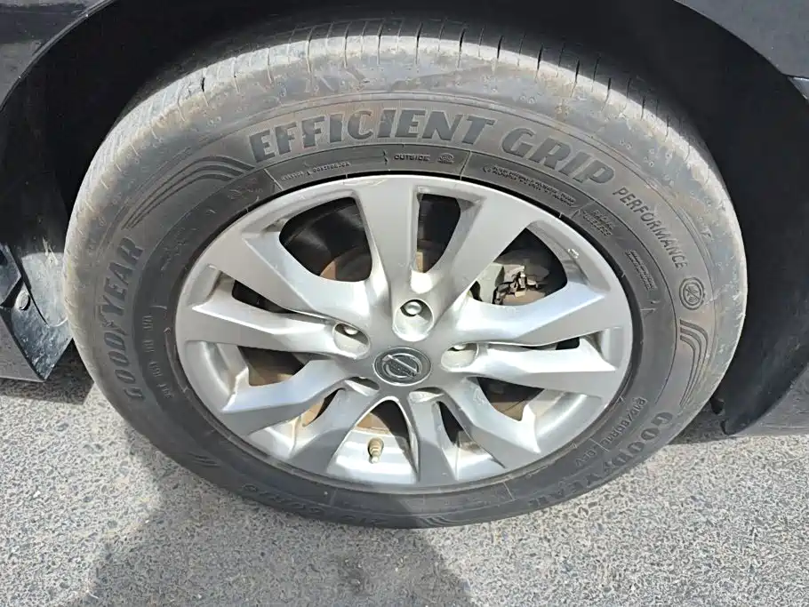Nissan Teana — миниатюра 6