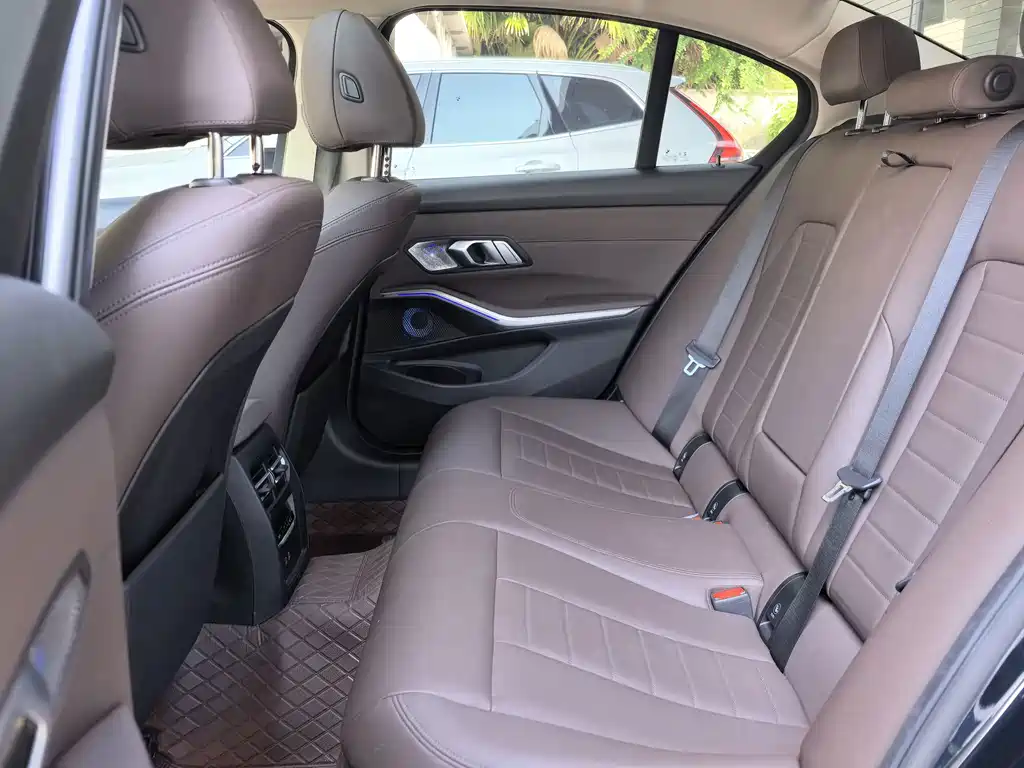 BMW 3 Series — миниатюра 12