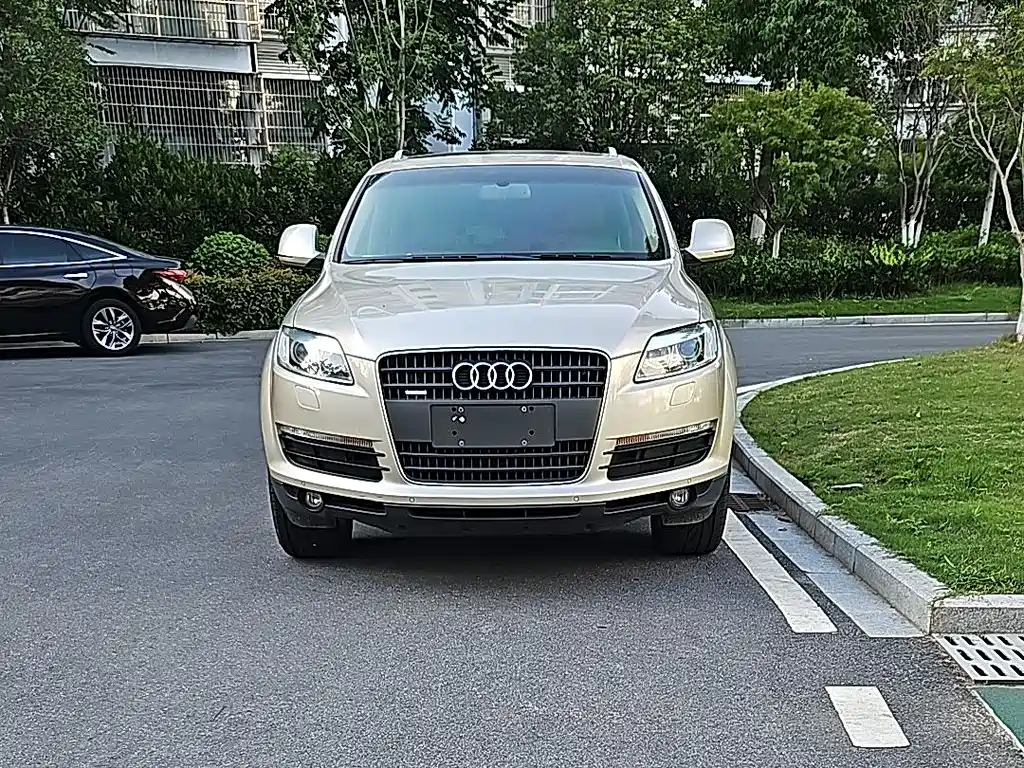 Audi Q7 2007 4.2 FSI quattro Luxury