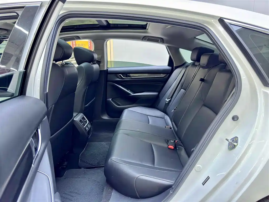 Honda Accord 2022 260TURBO Luxury