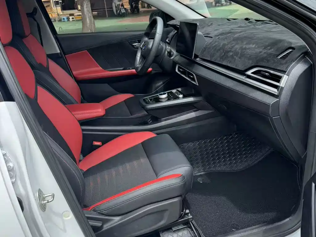 BYD e2 — миниатюра 9