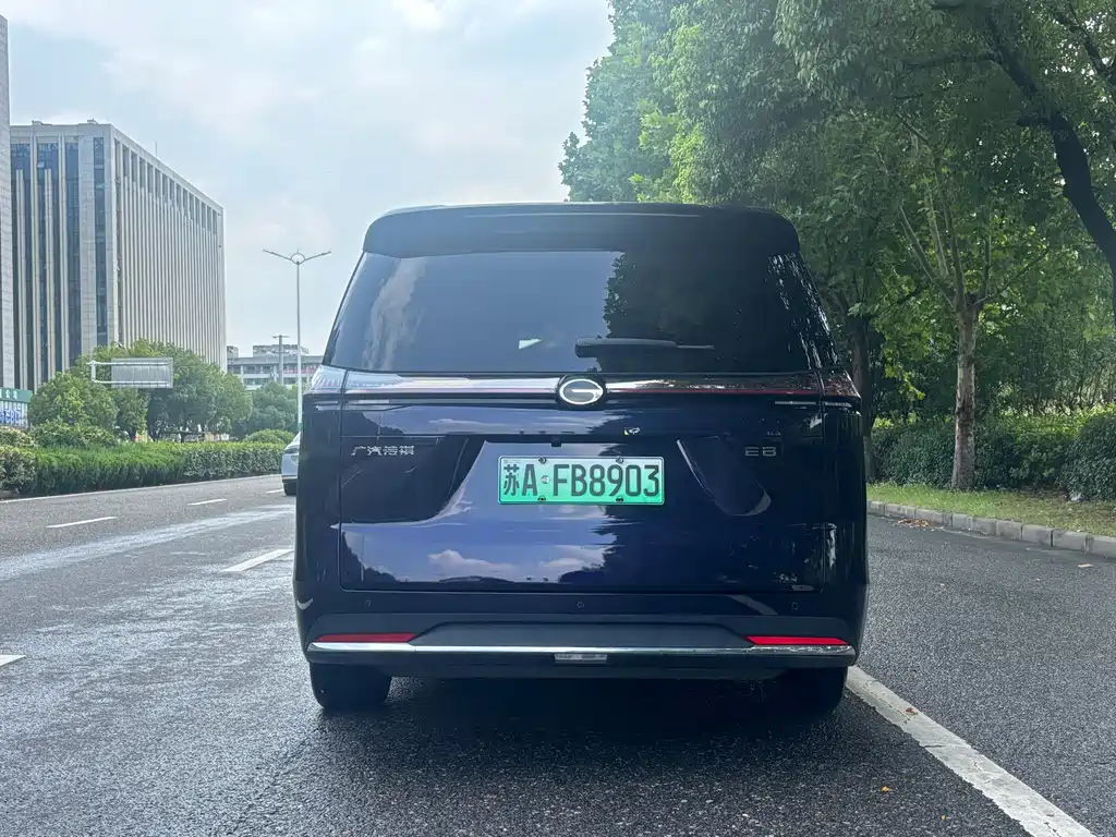 GAC Motor 传祺E8 PHEV — миниатюра 3