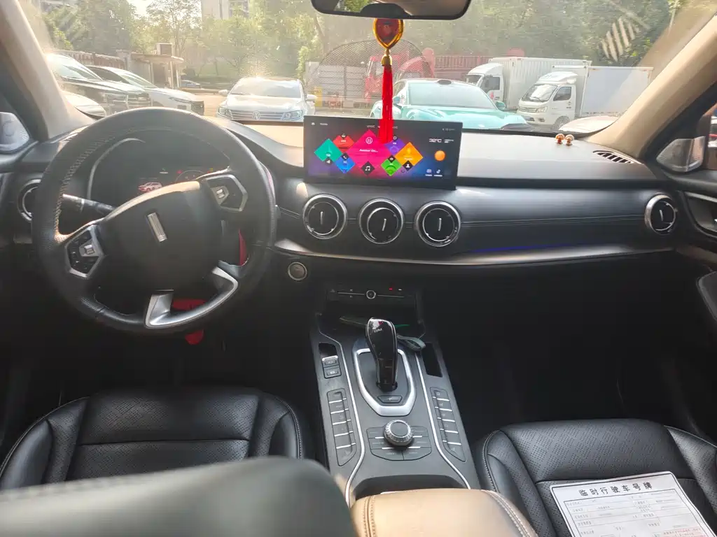 Wey Wey VV6 — миниатюра 5