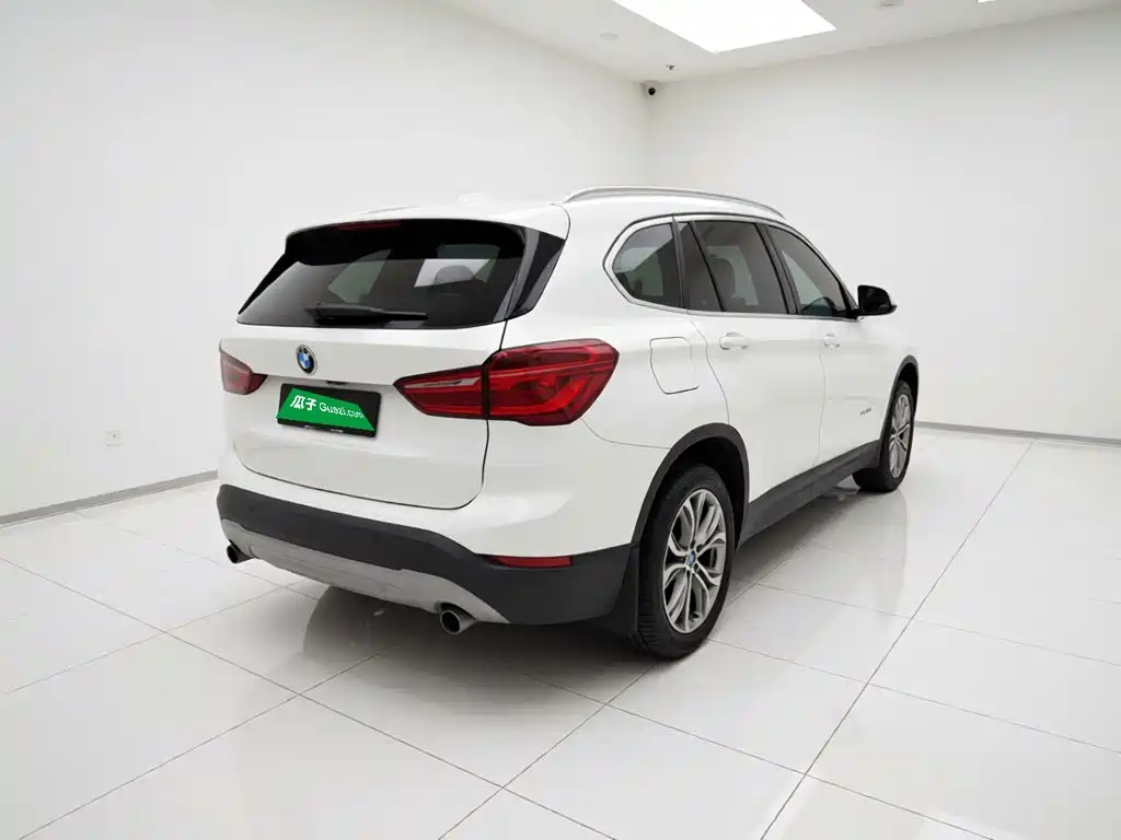 BMW X1 — миниатюра 6