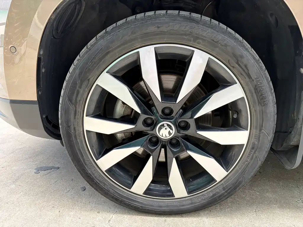 Skoda Karoq — миниатюра 23