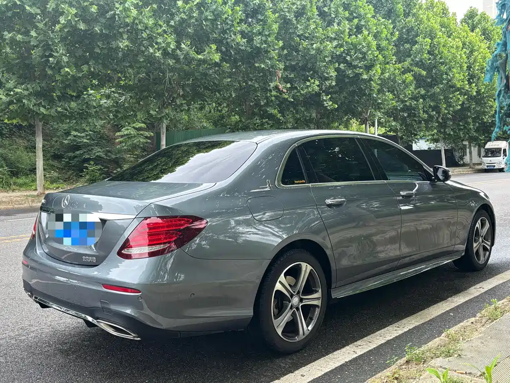 Mercedes-Benz E-Class E 2016 E 200 L Sport