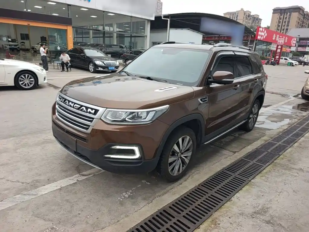 Changan CS95 — миниатюра 2
