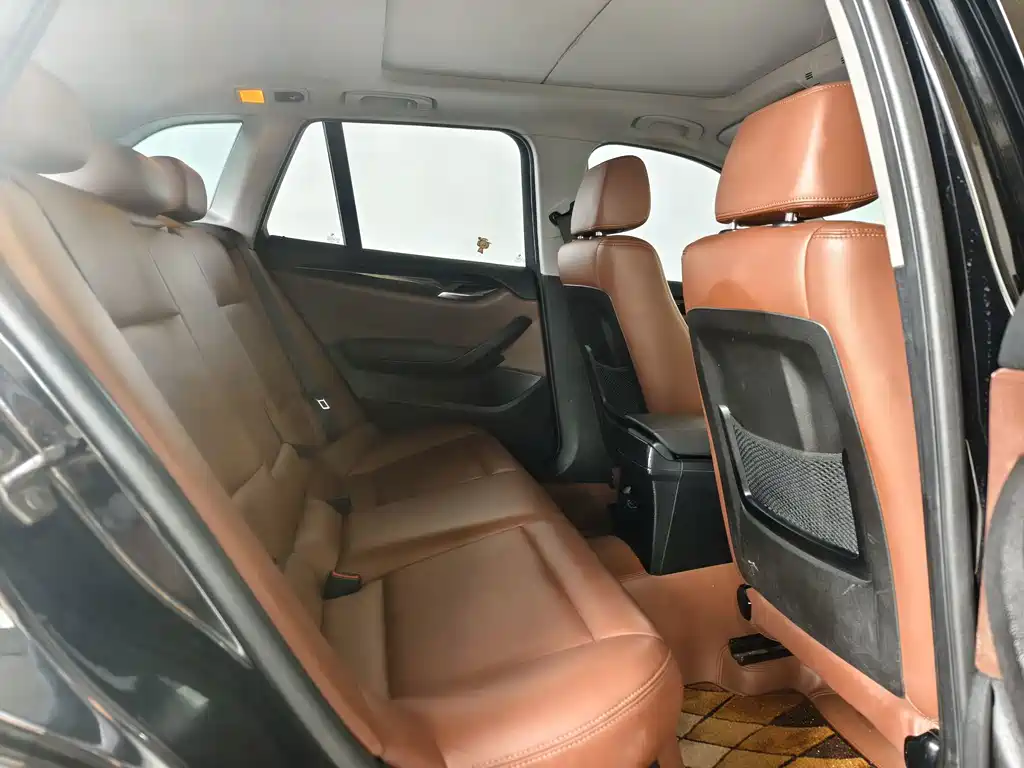 BMW X1 — миниатюра 15