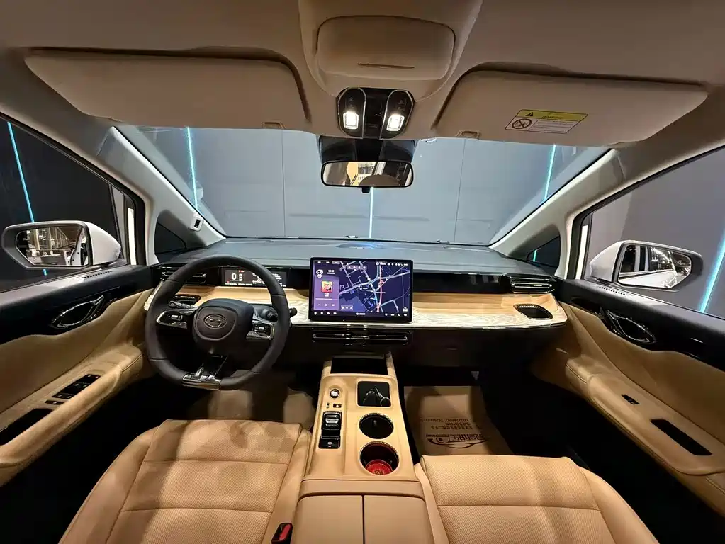 GAC Motor Trumpchi E8 PHEV — миниатюра 9