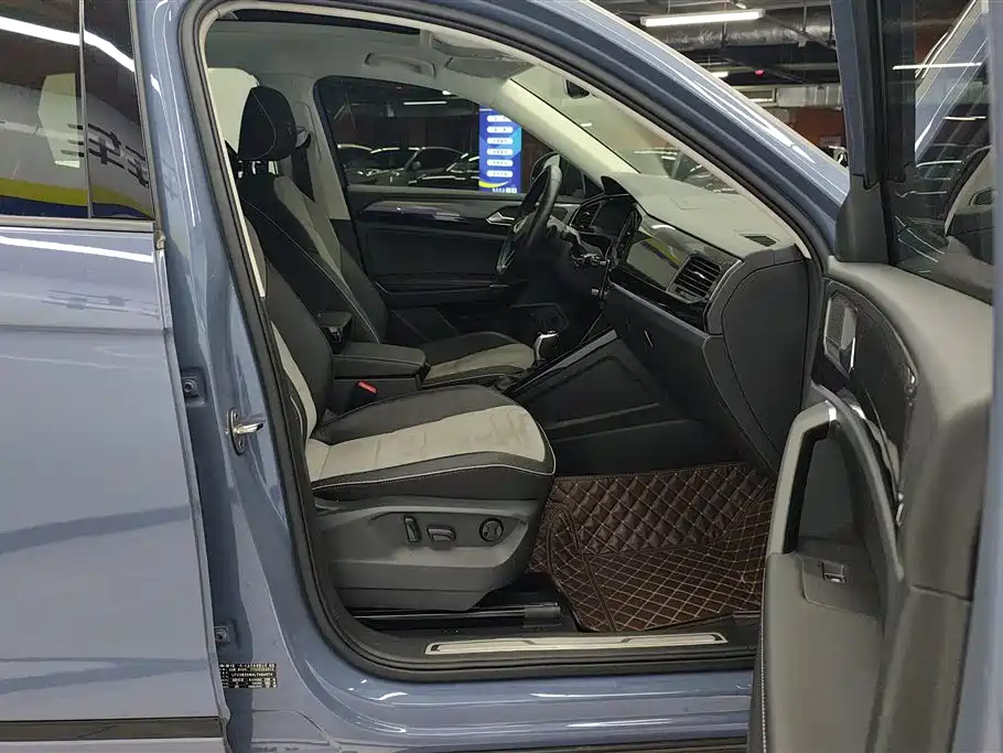 Volkswagen TayronX X 2020 330TSI Luxury Smart Connect