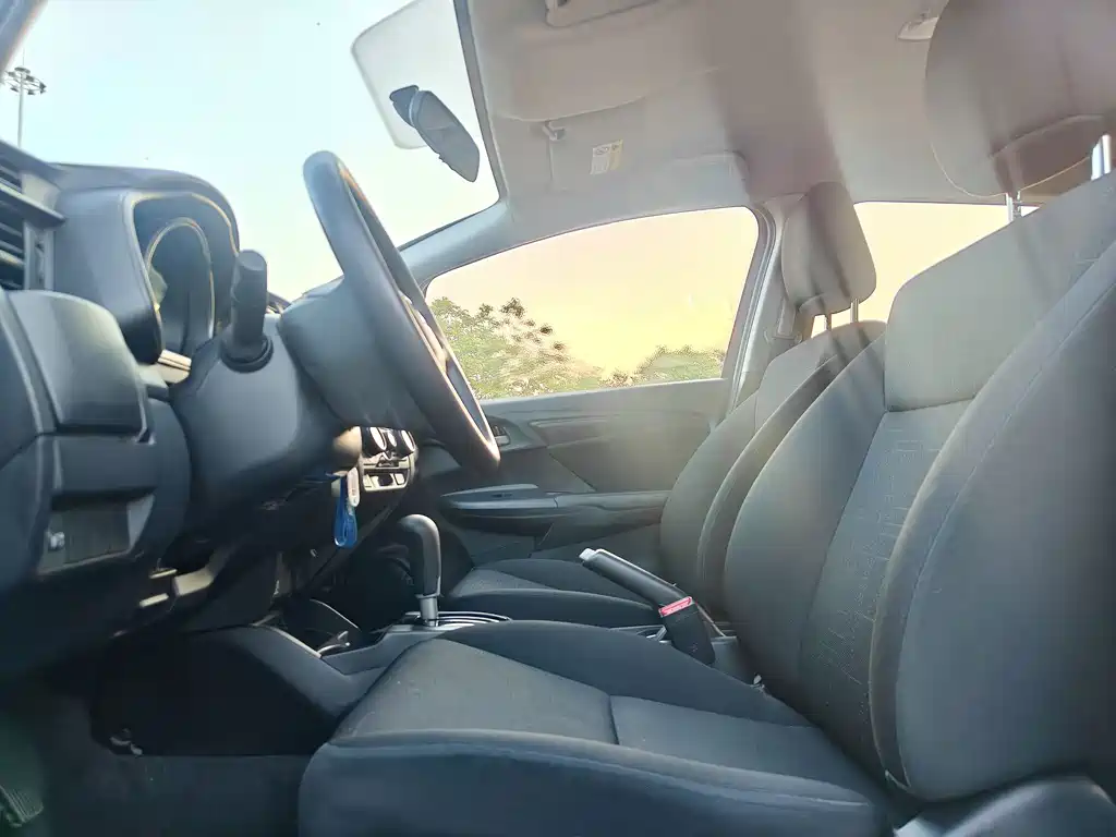 Honda Fit — миниатюра 14