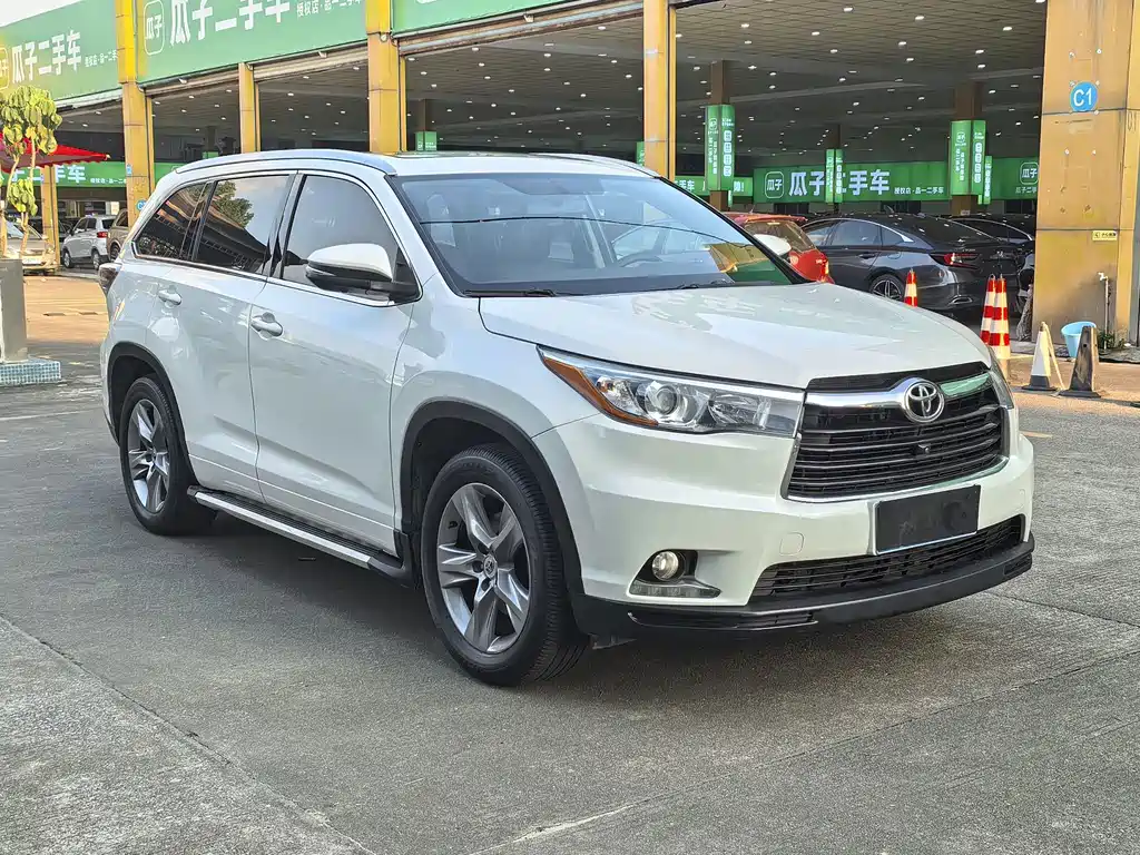 Toyota Highlander — миниатюра 3