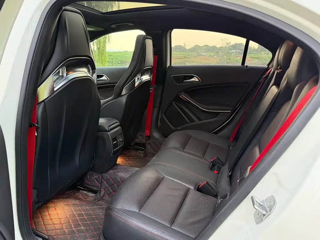 Mercedes-Benz A-Class AMG (Import) — миниатюра 5