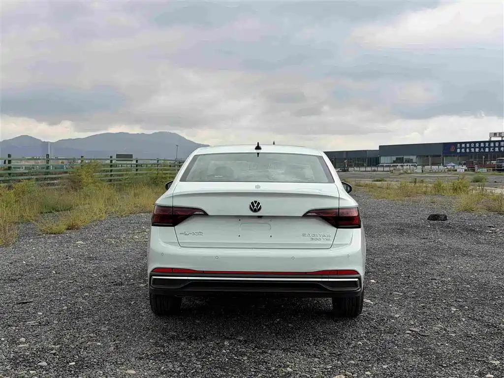 Volkswagen Sagitar — миниатюра 5