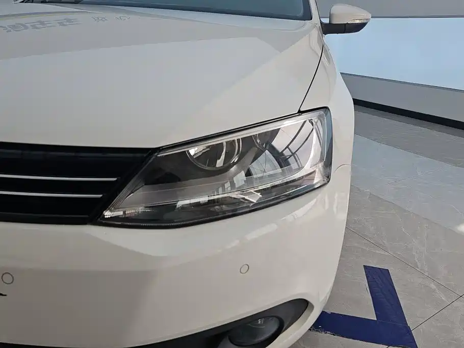 Volkswagen Sagitar — миниатюра 5
