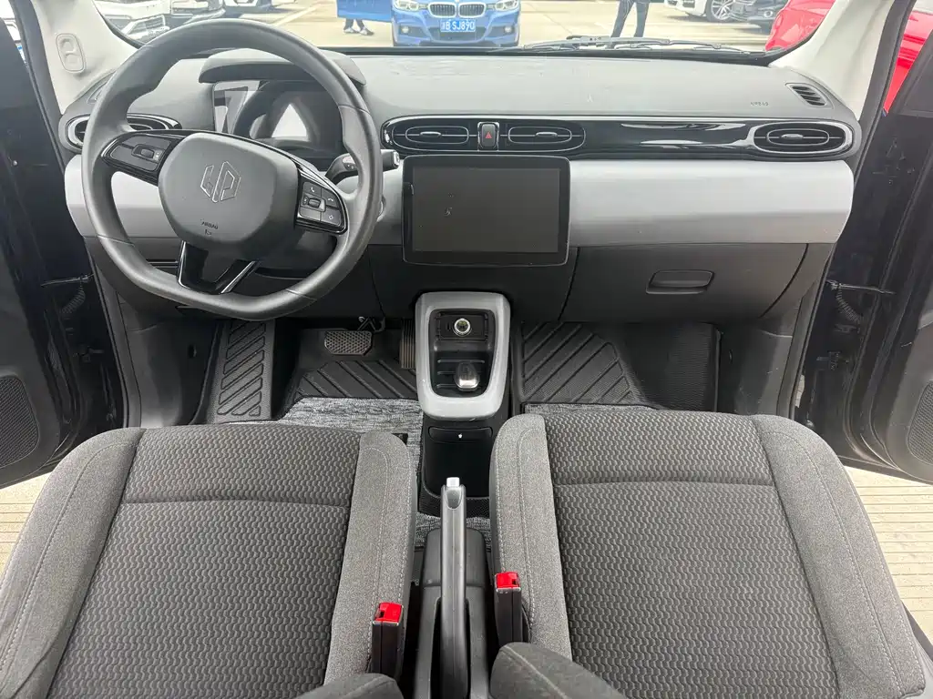 Leapmotor Leapmotor T03 — миниатюра 8