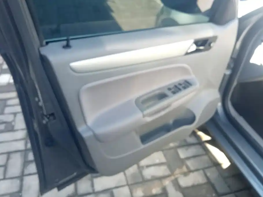Volkswagen Bora — миниатюра 7