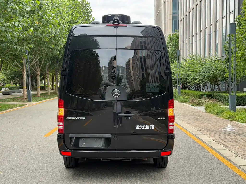 Mercedes-Benz Sprinter — миниатюра 5