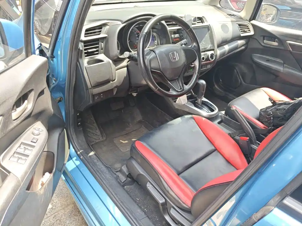 Honda Fit — миниатюра 21