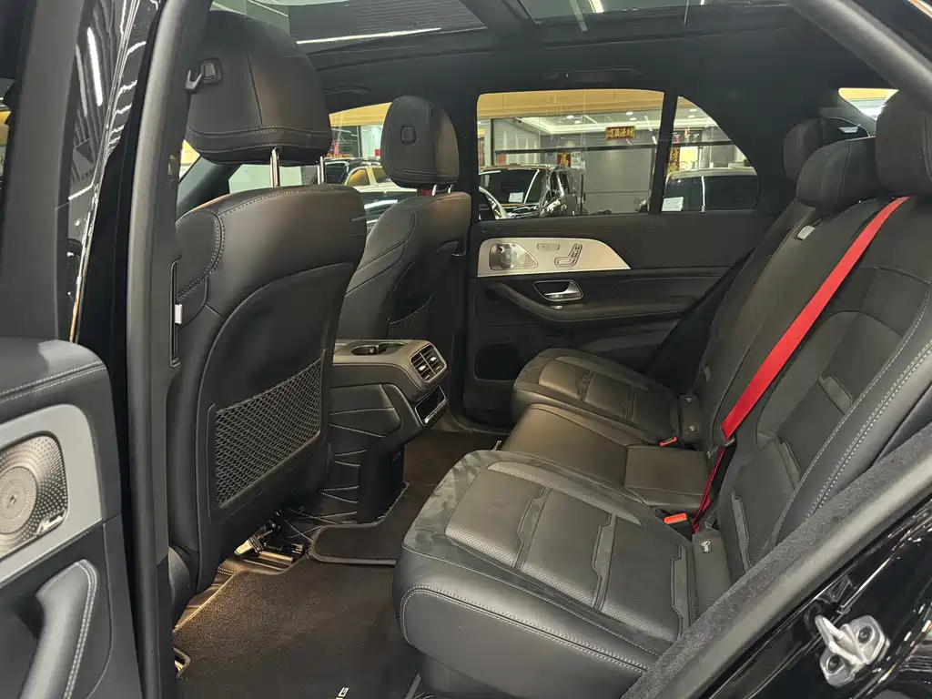 Mercedes-Benz GLE AMG — миниатюра 9