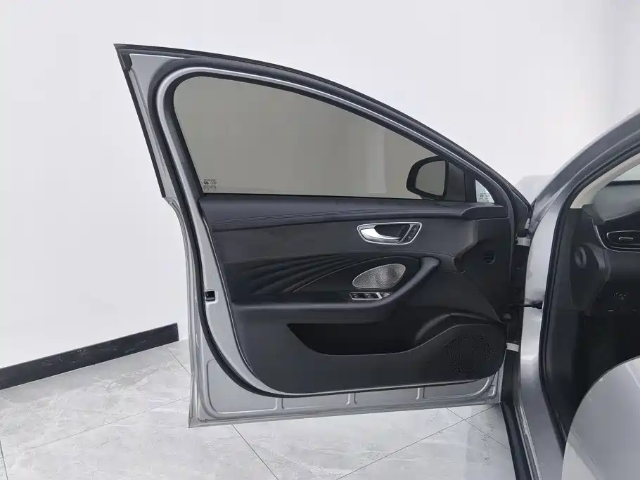 Roewe D7 — миниатюра 7