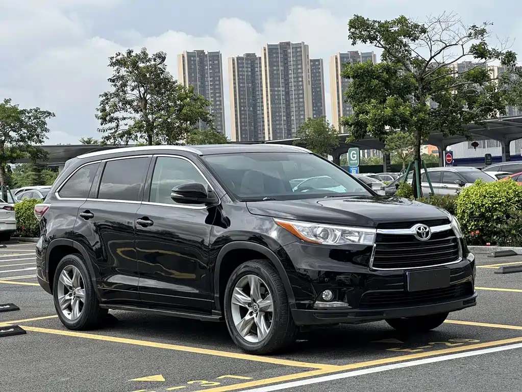 Toyota Highlander — миниатюра 3