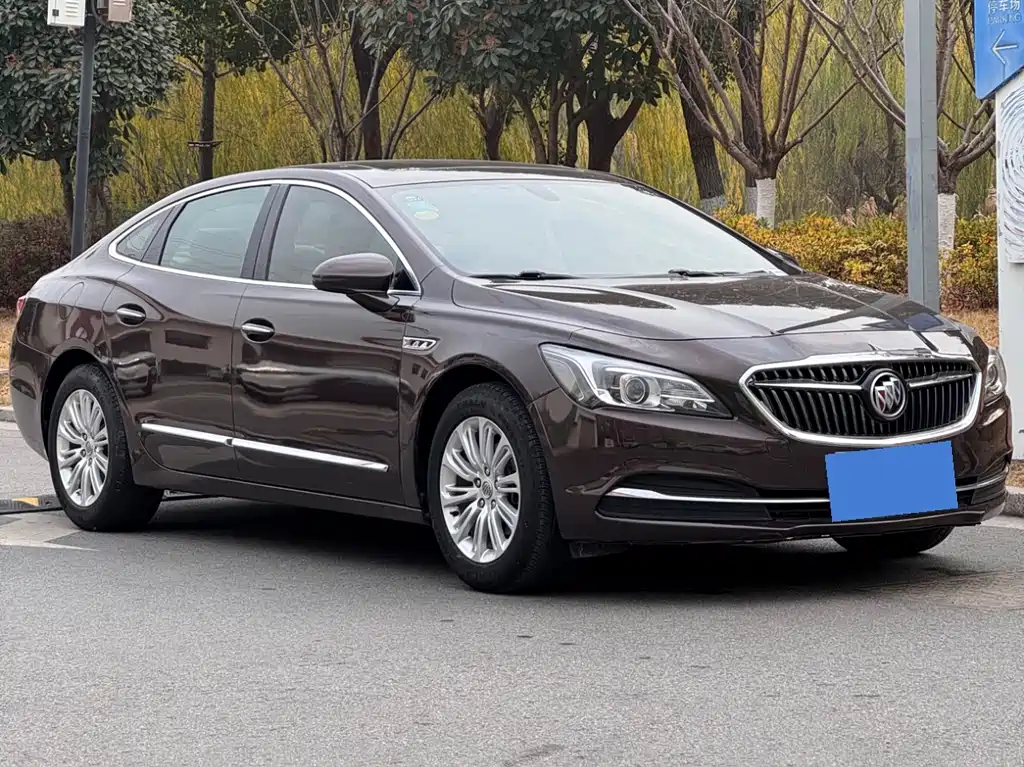 BUICK LACROSSE
