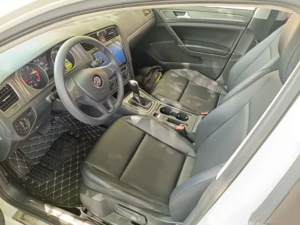 Volkswagen Golf — миниатюра 15