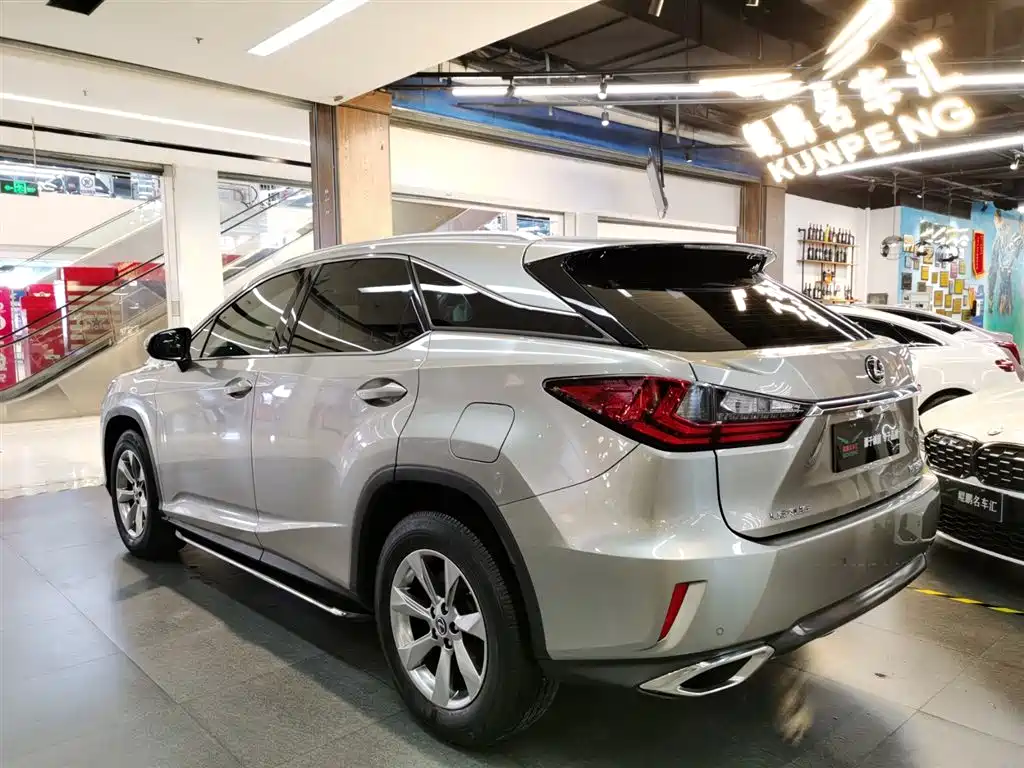 LEXUS RX
