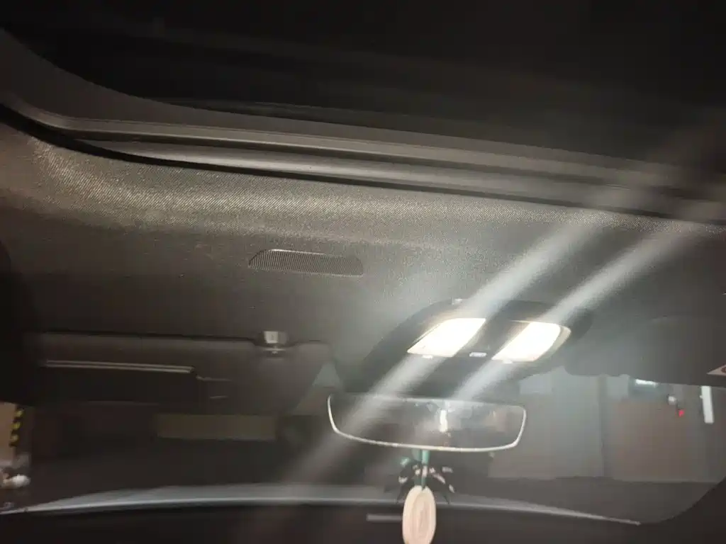 Volvo XC60 PHEV — миниатюра 14