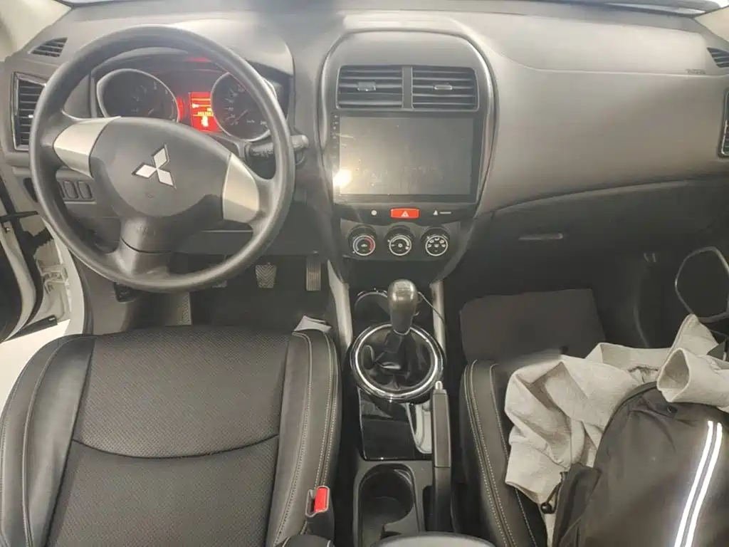 Mitsubishi ASX — миниатюра 10