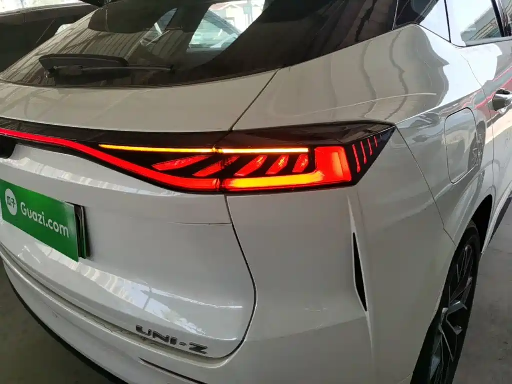 Changan UNI-Z 2025 125km +