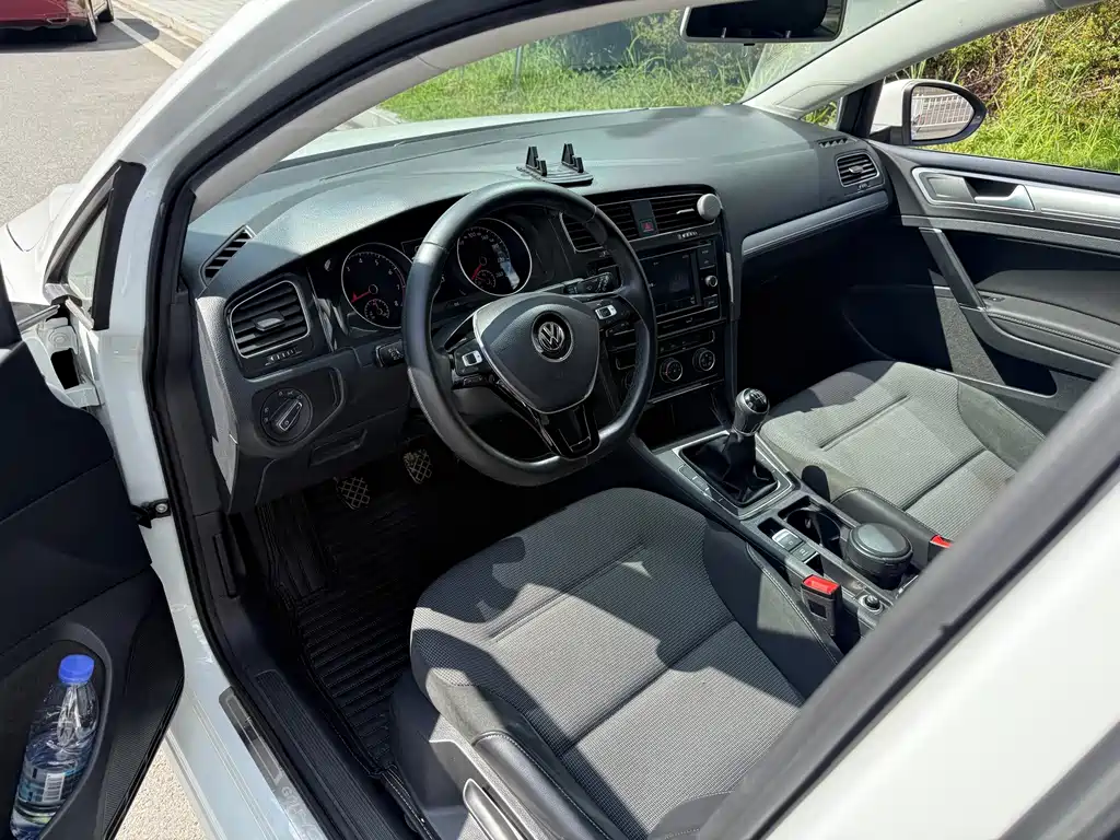 Volkswagen Golf — миниатюра 7