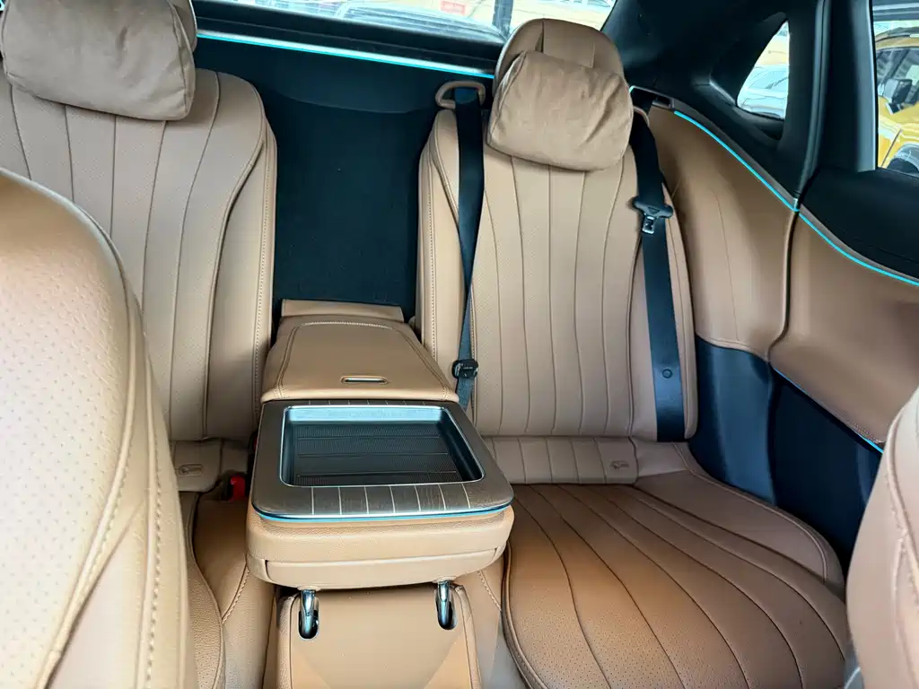 Mercedes-Benz E-Class E 2026 E 300 L Luxury