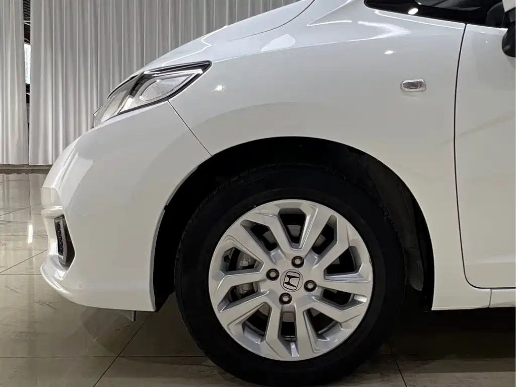 Honda Fit — миниатюра 19
