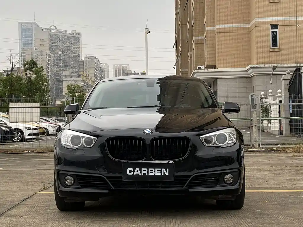 BMW 5 Series GT — миниатюра 2