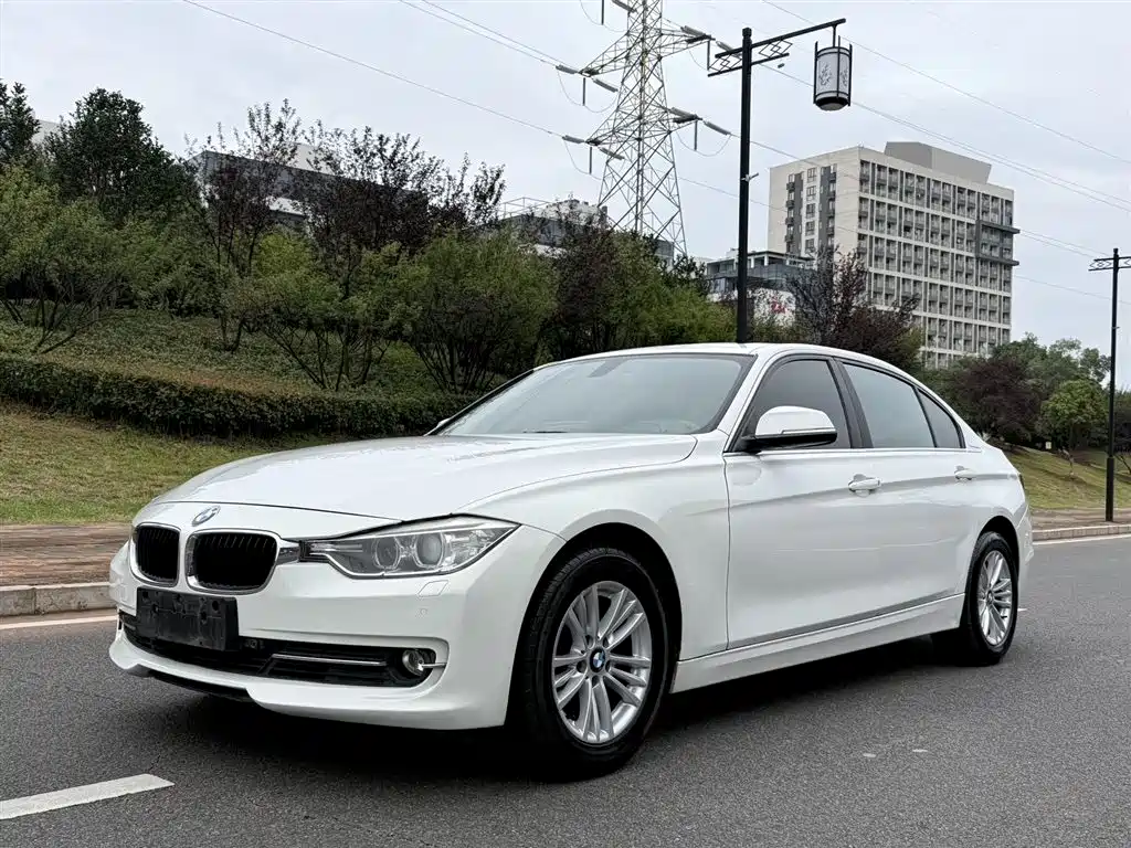BMW 3 Series 2013 320i Fashion Type