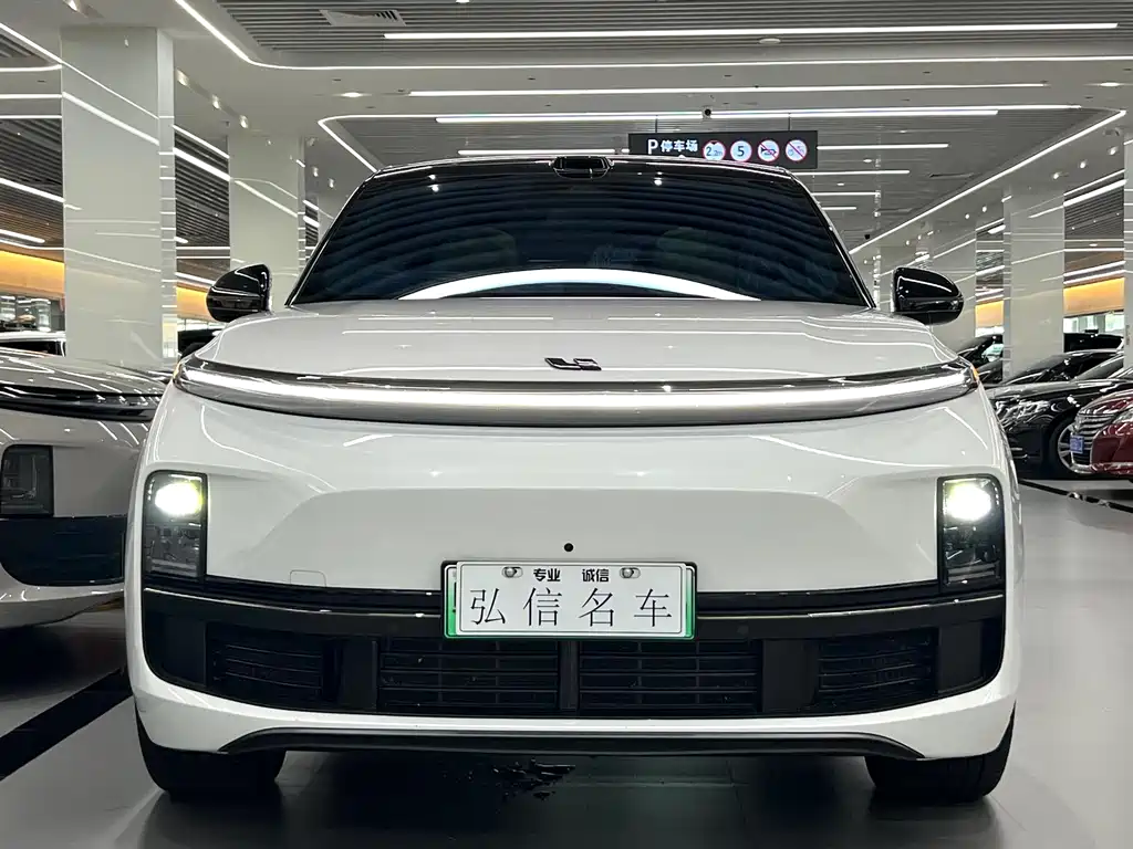 Li Auto Li L8 — миниатюра 2