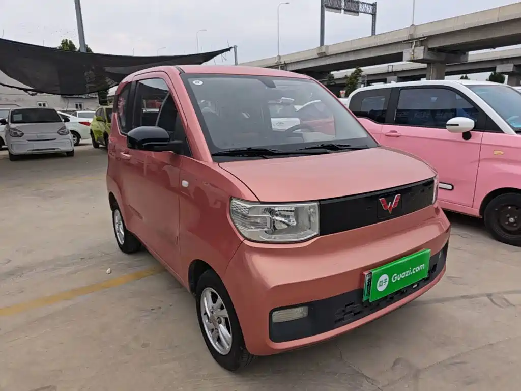 Wuling MINIEV — миниатюра 4