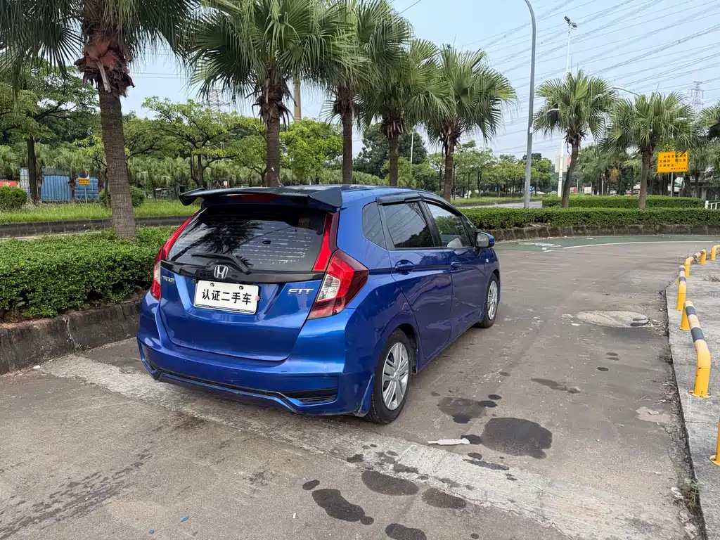 Honda Fit — миниатюра 4