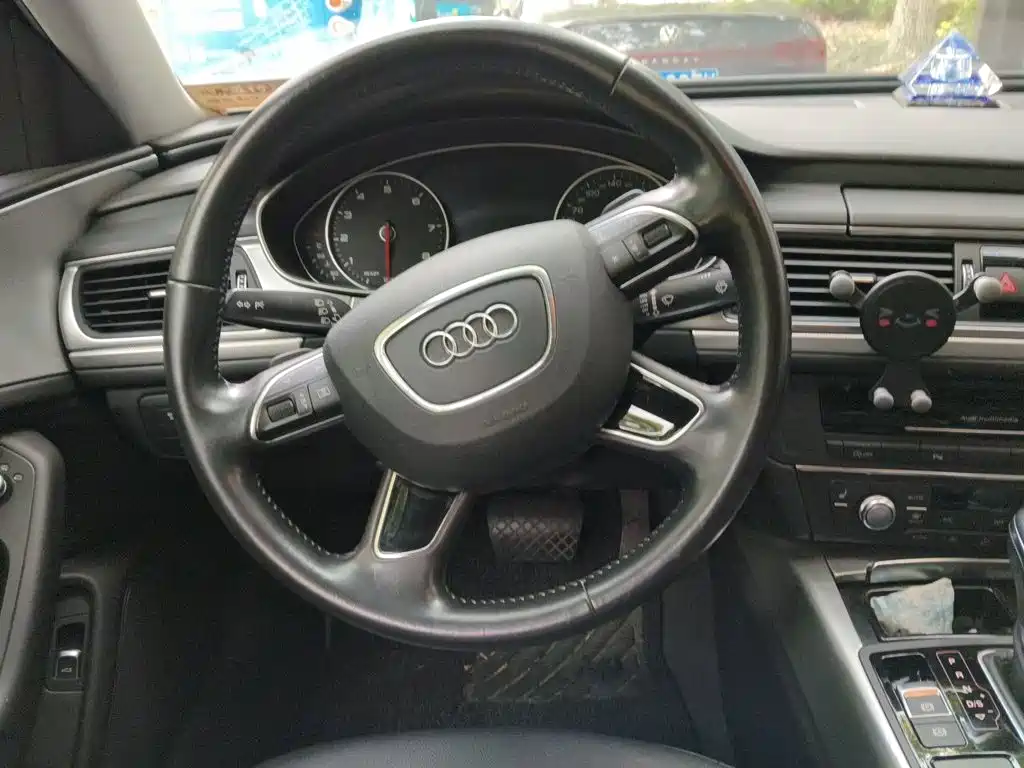 Audi A6L — миниатюра 6