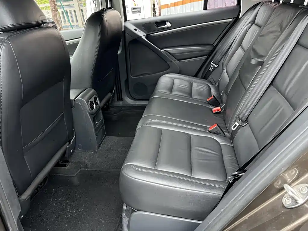 Volkswagen Tiguan — миниатюра 5