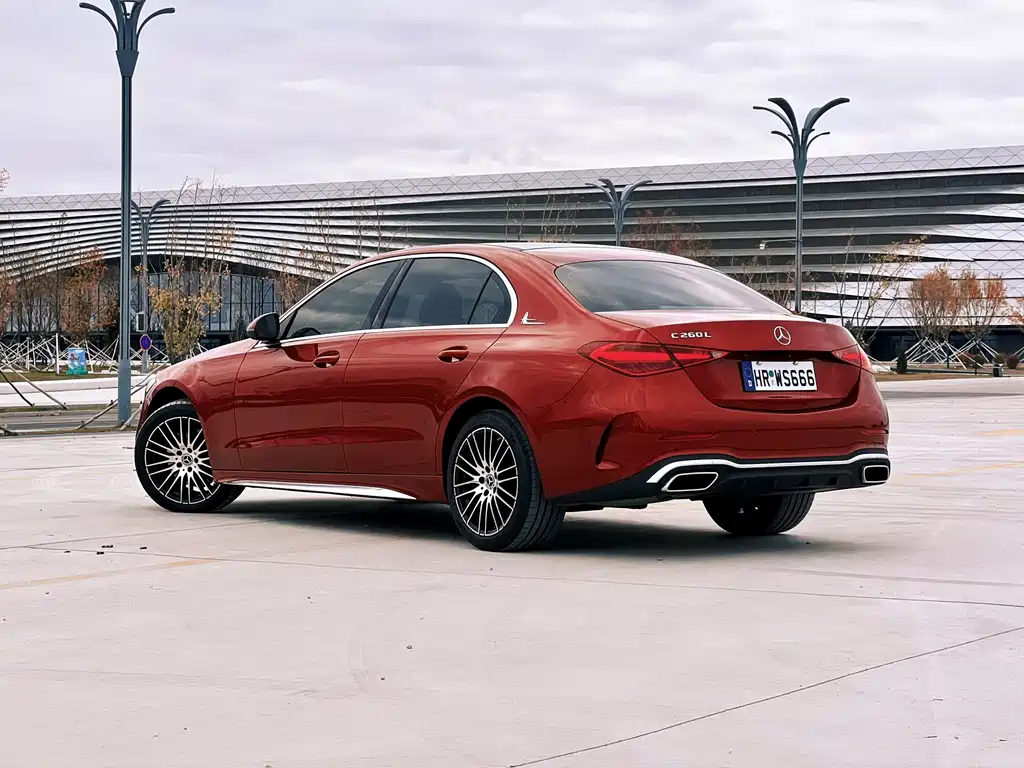 Mercedes-Benz C-Class 2022 — фото 10