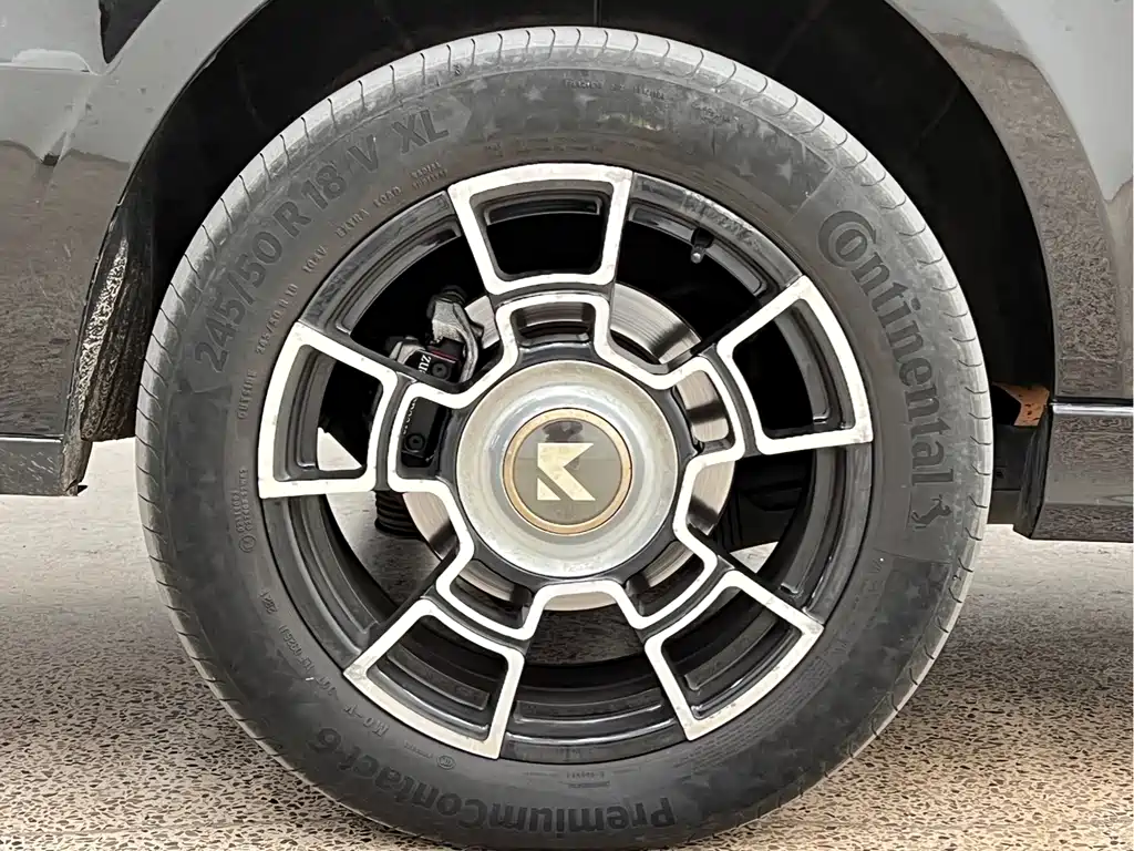 MERCEDES-BENZ V CLASS