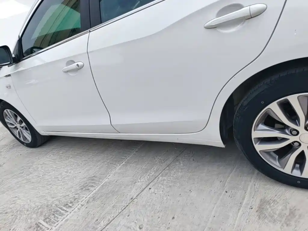 Buick Excelle — миниатюра 22