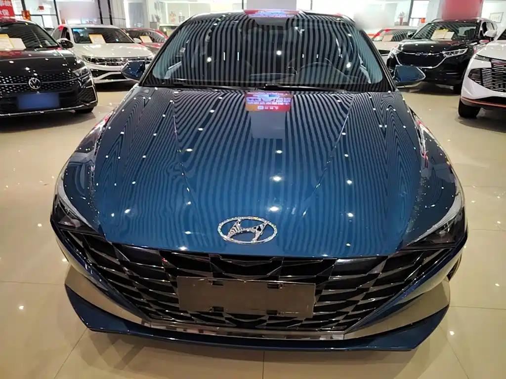 Hyundai Elantra — миниатюра 3
